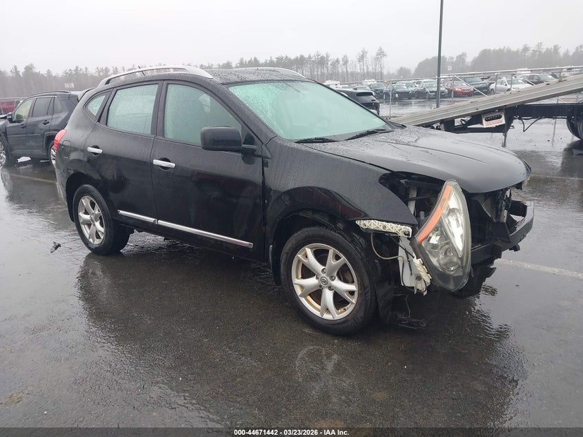 2015 NISSAN ROGUE SELECT S