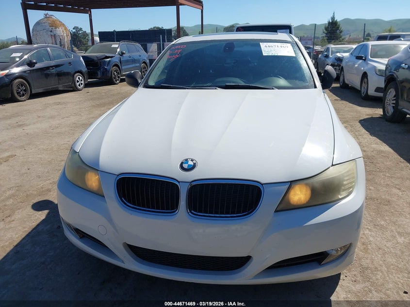 2011 BMW 328I VIN: WBAPH5C58BA442529 Lot: 44671469