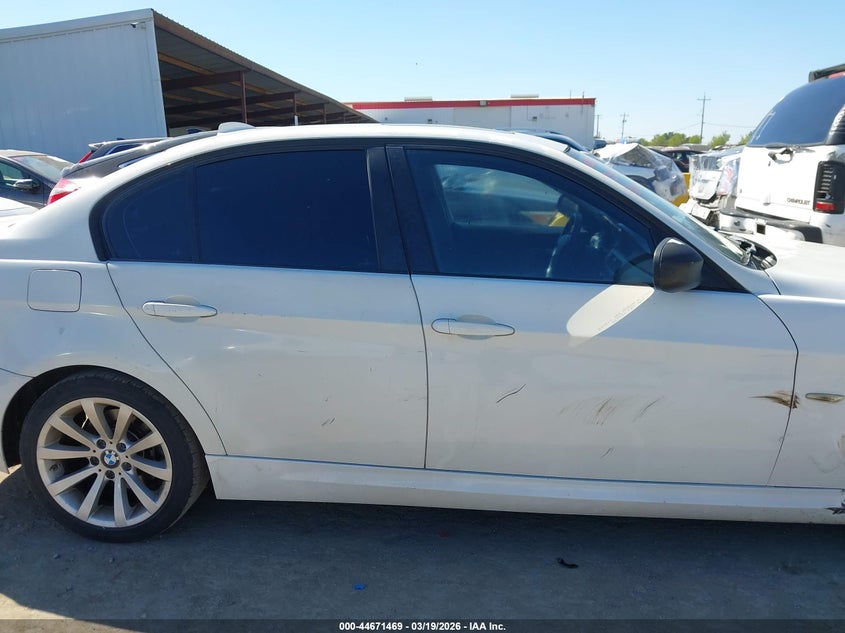 2011 BMW 328I VIN: WBAPH5C58BA442529 Lot: 44671469