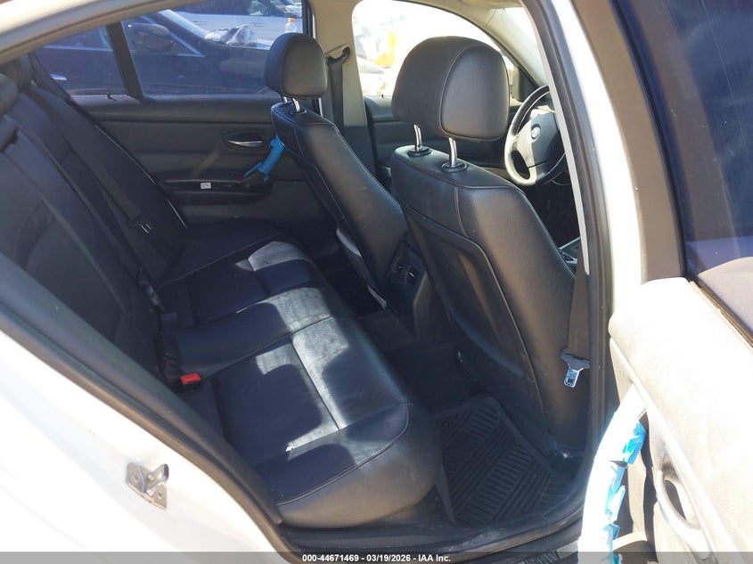 2011 BMW 328I VIN: WBAPH5C58BA442529 Lot: 44671469