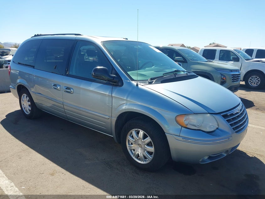 2006 Chrysler Town & Country Touring