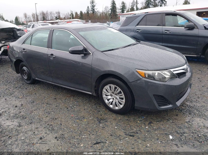2013 Toyota Camry Le