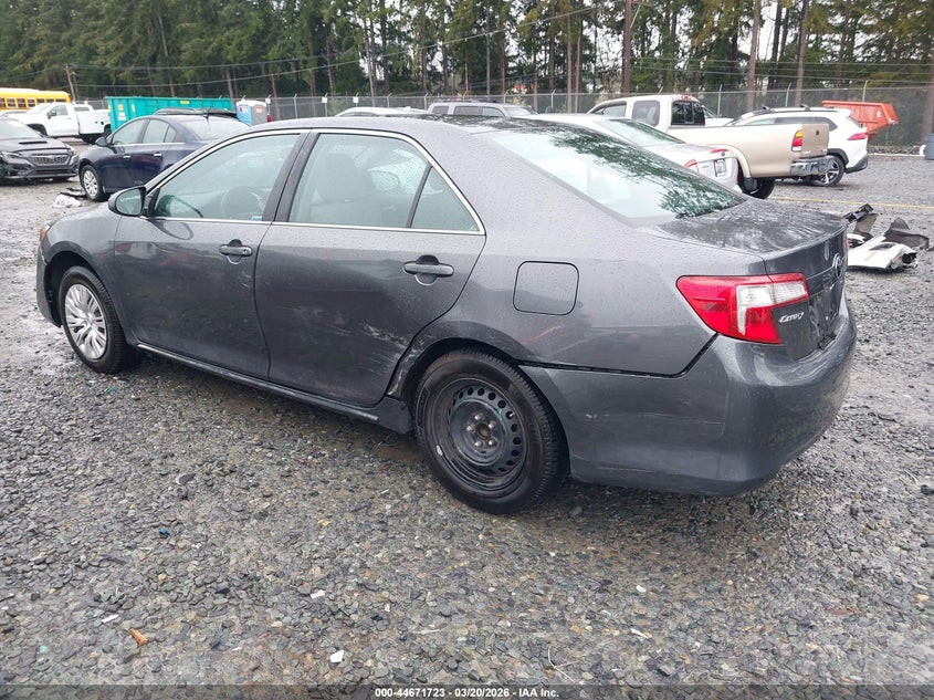 2013 Toyota Camry Le