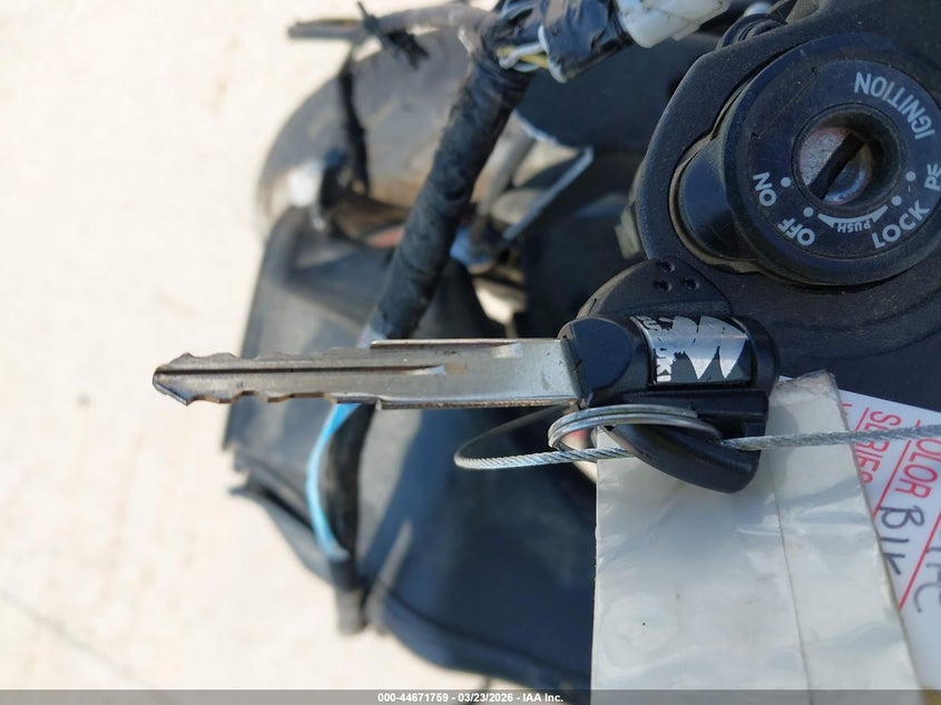 2017 Suzuki Gsx-R1000 VIN: JS1DM11B9H2100572 Lot: 44671759