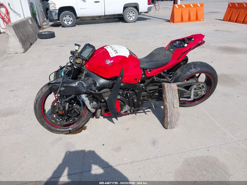 2017 Suzuki Gsx-R1000 VIN: JS1DM11B9H2100572 Lot: 44671759