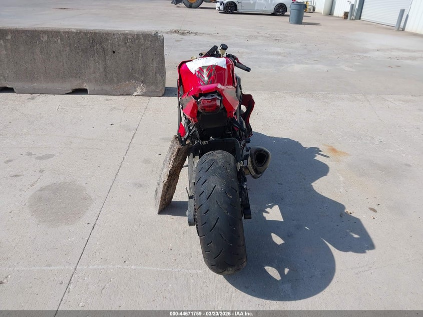 2017 Suzuki Gsx-R1000 VIN: JS1DM11B9H2100572 Lot: 44671759