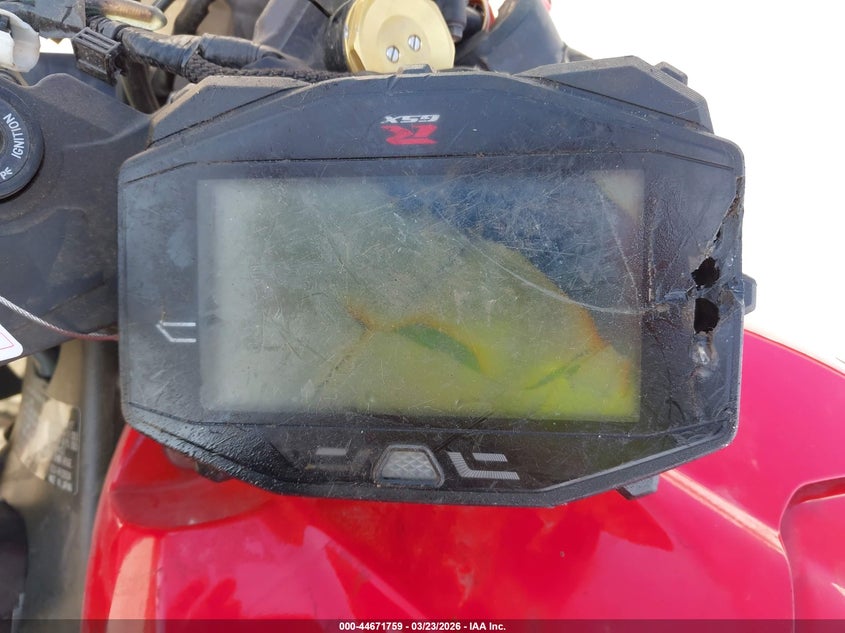 2017 Suzuki Gsx-R1000 VIN: JS1DM11B9H2100572 Lot: 44671759