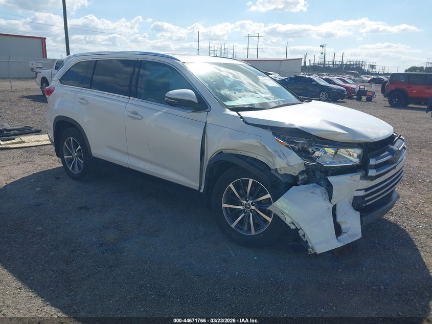2019 Toyota Highlander Xle