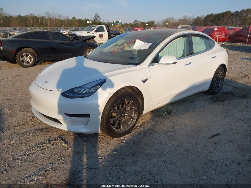 2020 Tesla Model 3 Standard Range Plus Rear-Wheel Drive/Standard Range Rear-Wheel Drive