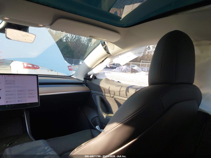 2020 Tesla Model 3 Standard Range Plus Rear-Wheel Drive/Standard Range Rear-Wheel Drive