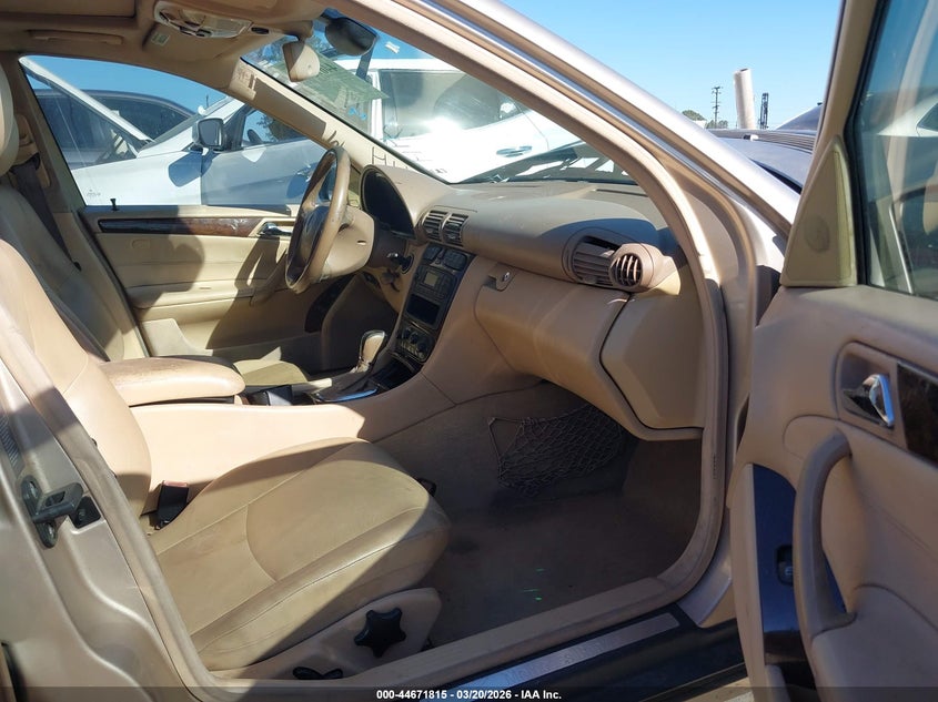 2002 Mercedes-Benz C 240