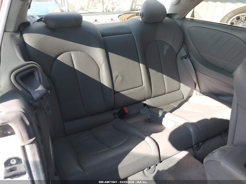 2006 Mercedes-Benz Clk 500 VIN: WDBTJ75H66F181045 Lot: 44671841