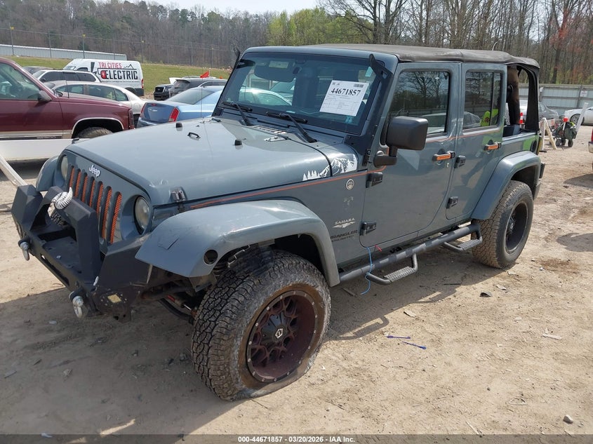 2014 Jeep Wrangler Unlimited Sahara