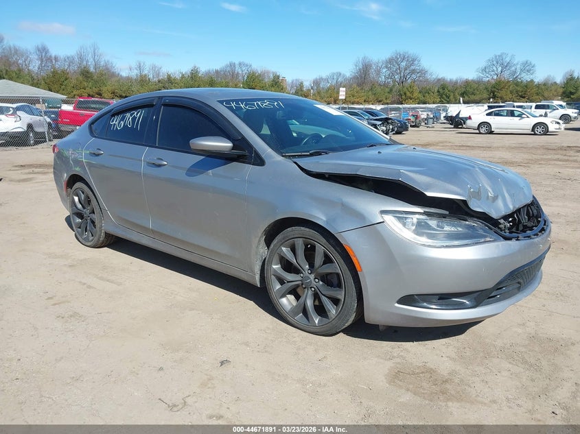 2015 Chrysler 200 S