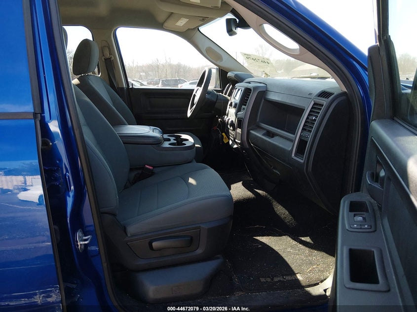 2019 Ram 1500 Classic Express 4X4 6'4 Box