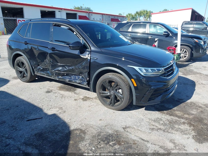 2023 Volkswagen Tiguan 2.0T Se R-Line Black