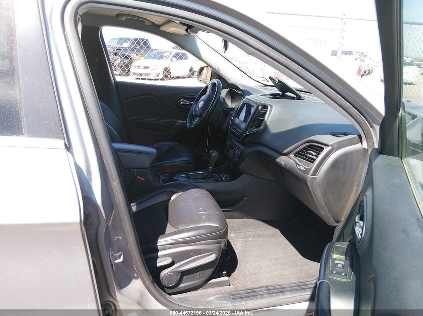 2020 Jeep Cherokee Latitude Plus Fwd