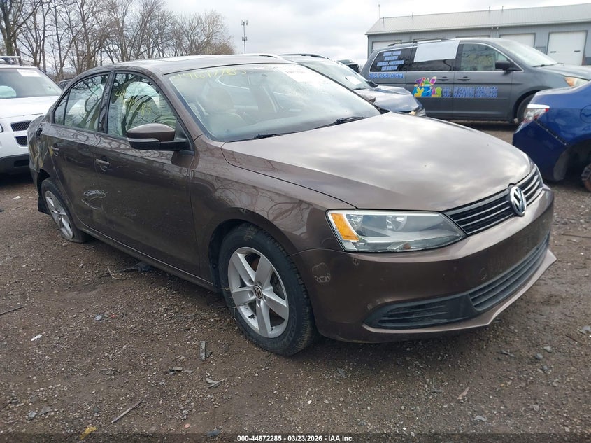 3VWLL7AJ8BM118783 2011 Volkswagen Jetta 2.0L Tdi auction photo 1