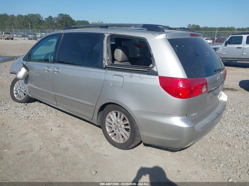 2010 Toyota Sienna Xle