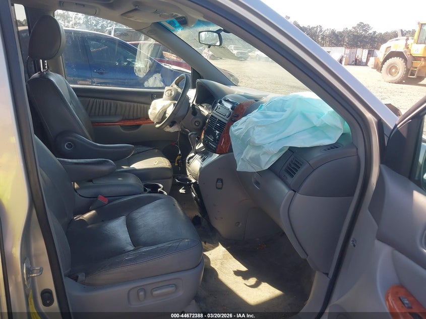 2010 Toyota Sienna Xle