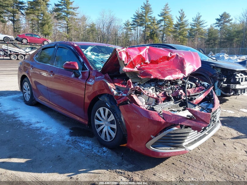 2021 Toyota Camry Le Hybrid