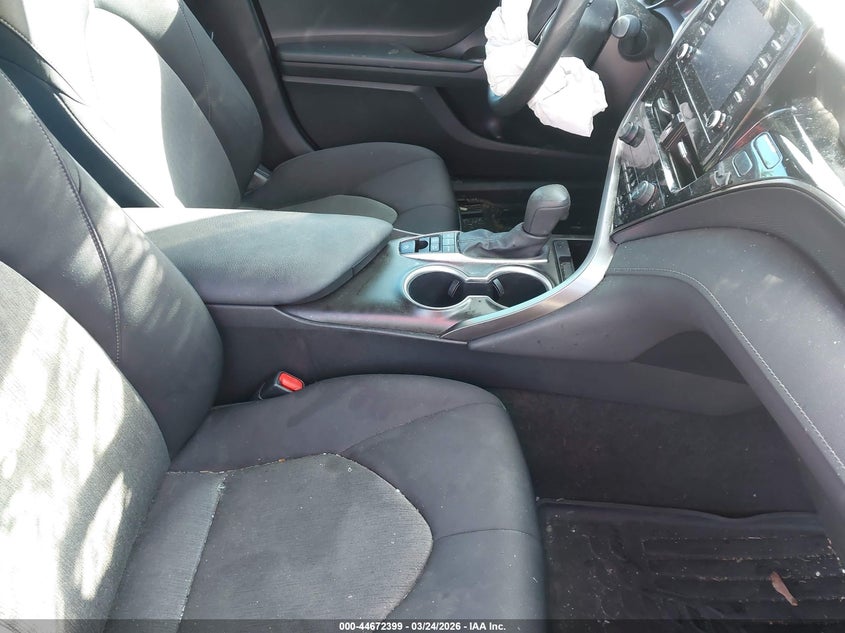 2021 Toyota Camry Le Hybrid