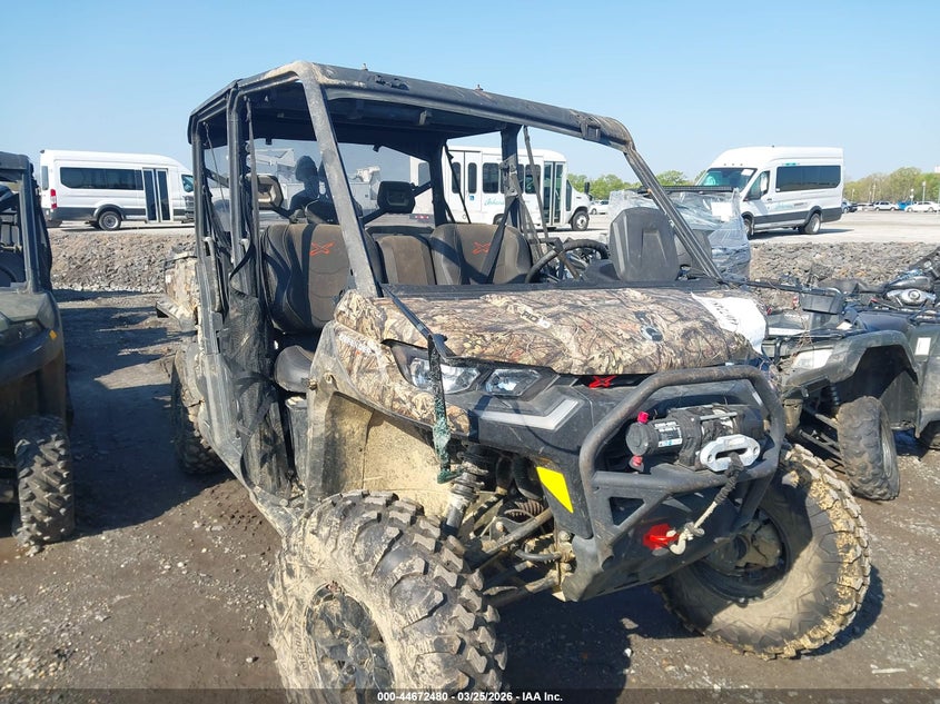 2022 Can-Am Defender Max X Mr Hd10