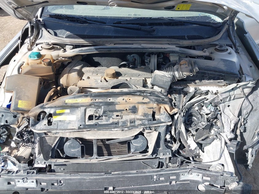 2004 Volvo S60 2.4 VIN: YV1RS61T842321527 Lot: 44672512