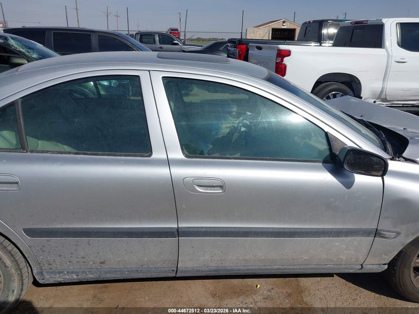 2004 Volvo S60 2.4 VIN: YV1RS61T842321527 Lot: 44672512