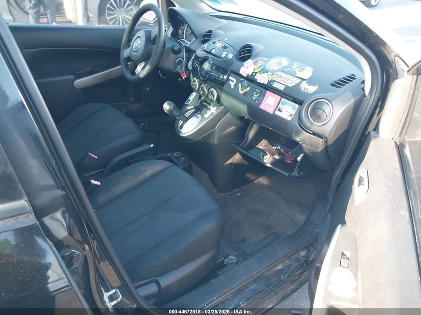 2013 Mazda Mazda2 Sport