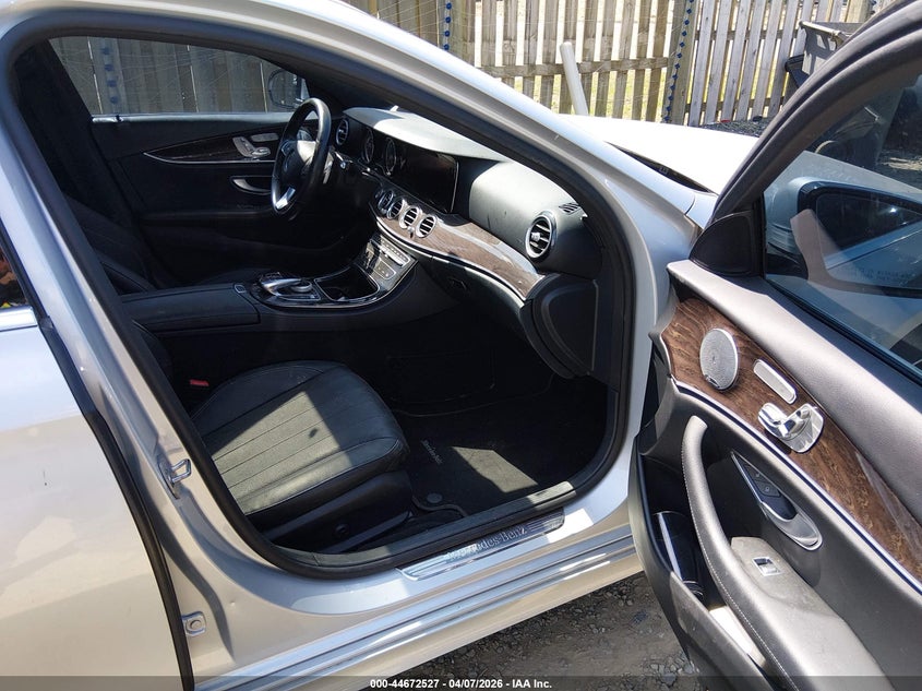 2017 Mercedes-Benz E 300 4Matic