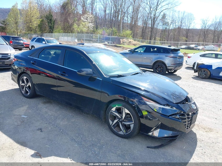 2022 Hyundai Elantra Sel