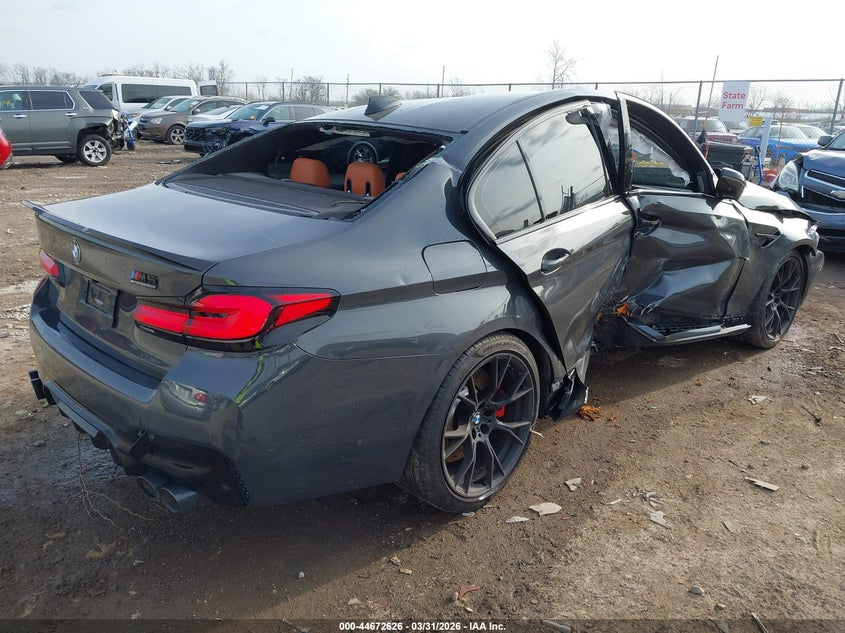 VIN WBS83CH07MCG48015 2021 BMW M5