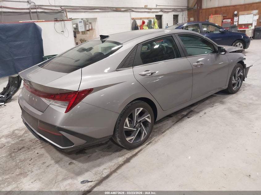 2024 Hyundai Elantra Sel