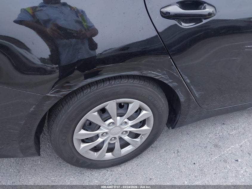 VIN 3KPF24AD4PE636810 2023 KIA FORTE LX
