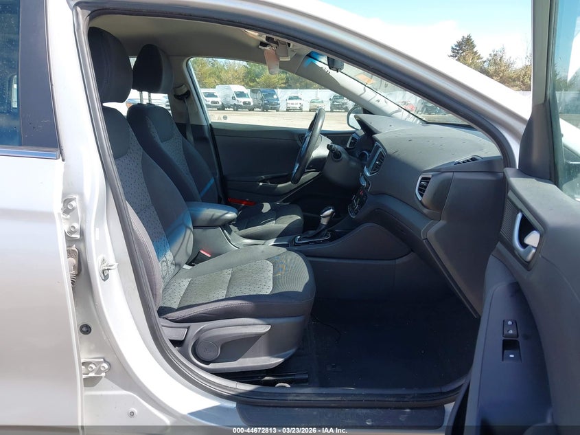 2017 Hyundai Ioniq Hybrid Sel