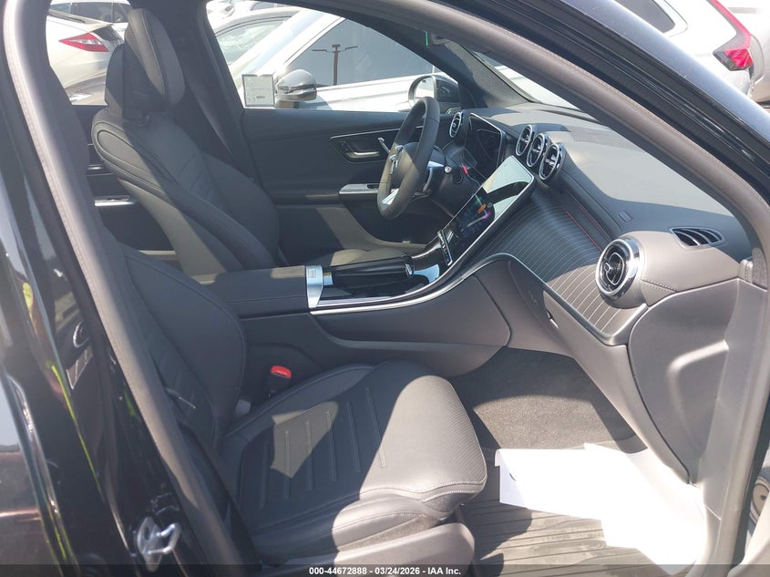 2026 Mercedes-Benz Glc 300