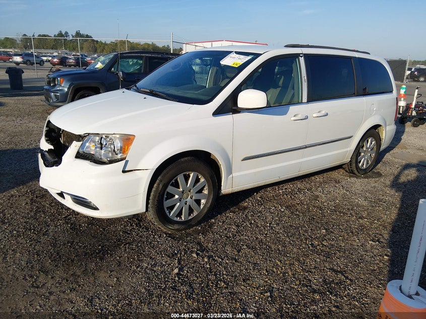 2015 Chrysler Town & Country Touring