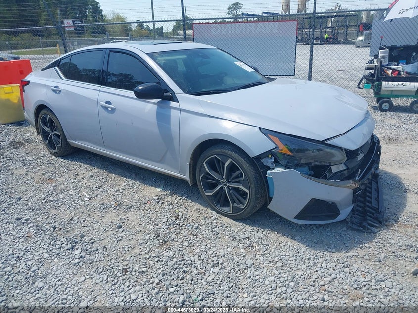 2024 Nissan Altima Sr Fwd