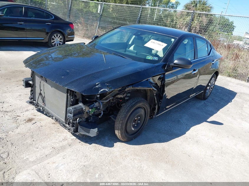 2025 Nissan Altima Sv Fwd