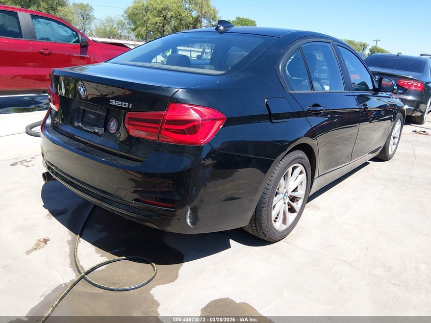 Vin: wba8a9c55gk618678, lot: 45170182, bmw 320i 20164