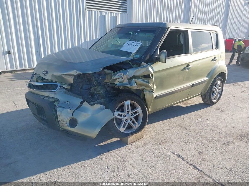 2011 Kia Soul +