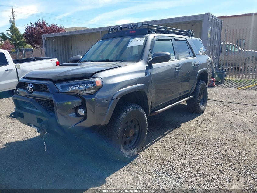 Vin: jtebu5jr5g5318311, lot: 45170327, toyota 4runner trail 20162