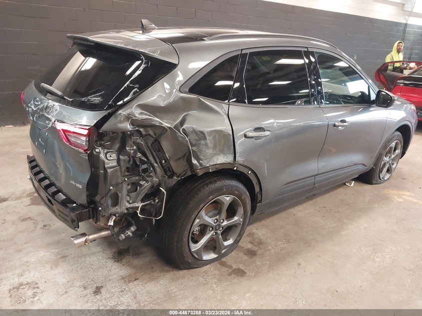 2025 FORD ESCAPE auction photo 4