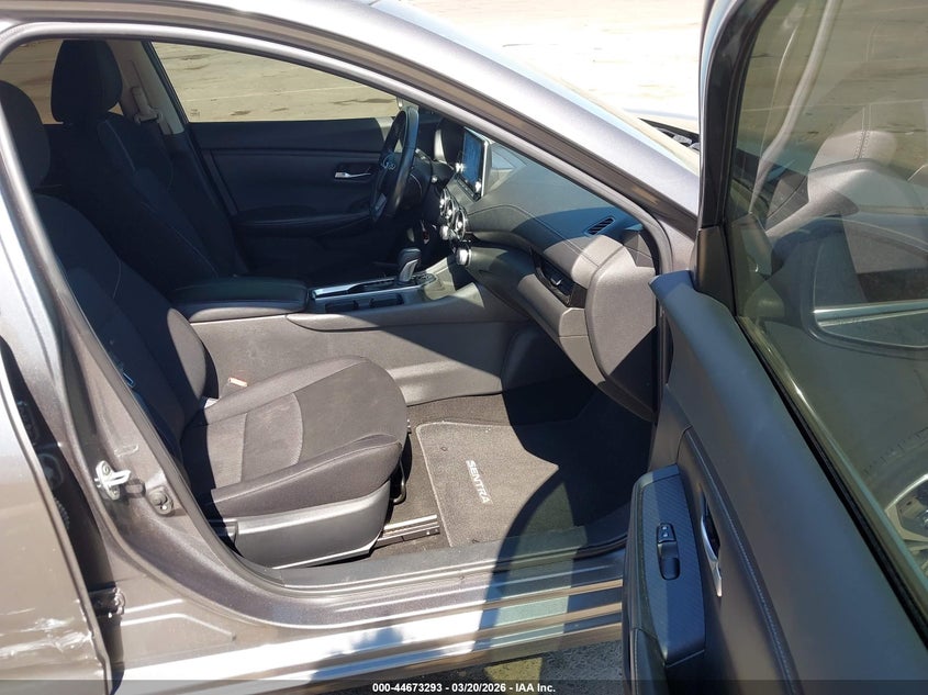 2022 Nissan Sentra Sv Xtronic Cvt