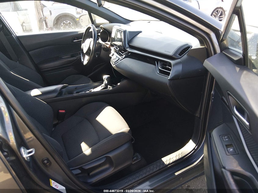 2018 Toyota C-Hr Xle Premium