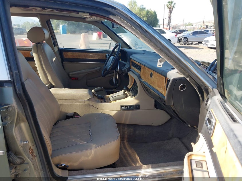 1989 Jaguar Vandenplas