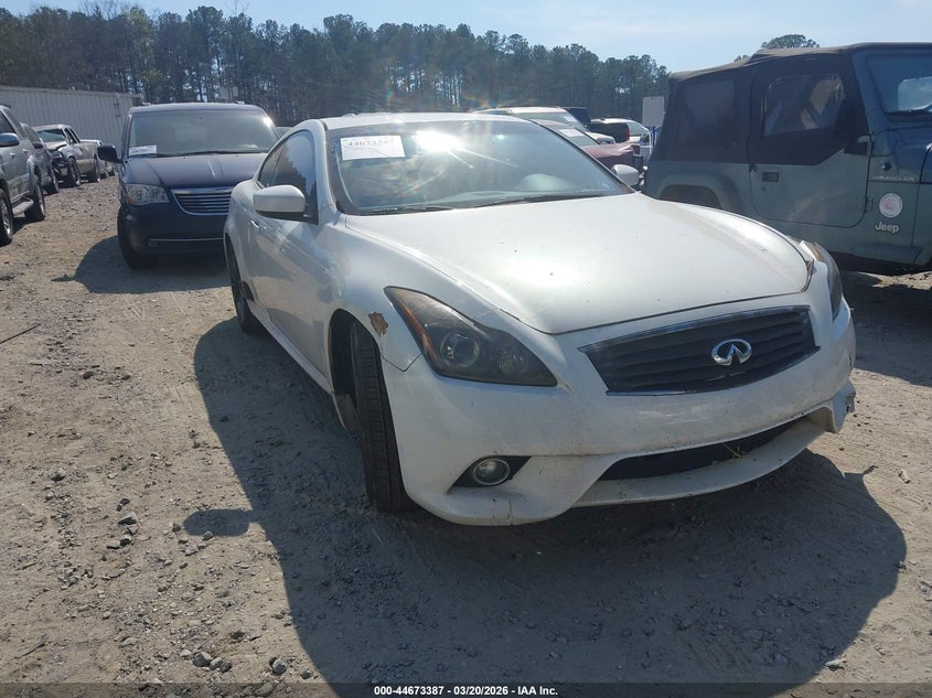 2013 Infiniti G37 Journey