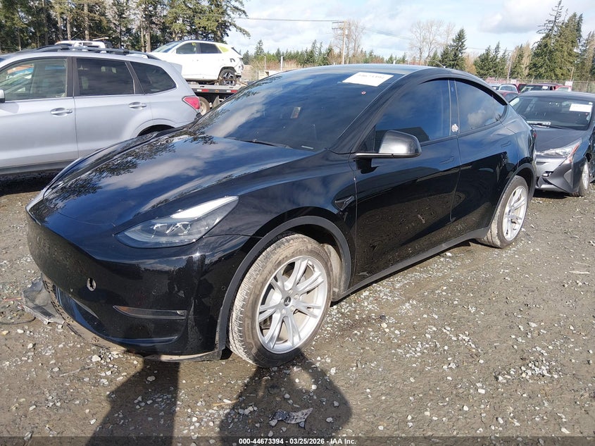 2022 Tesla Model Y Long Range Dual Motor All-Wheel Drive
