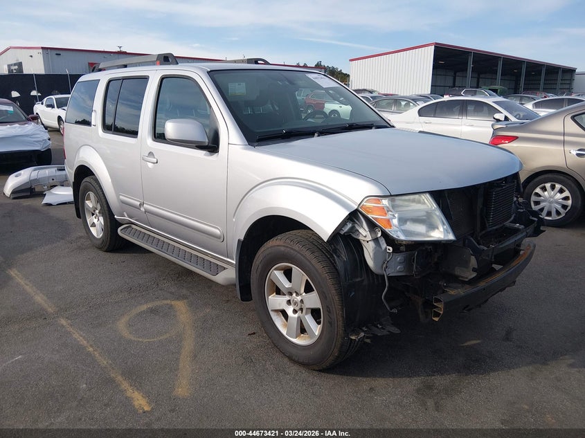 2012 Nissan Pathfinder Sv